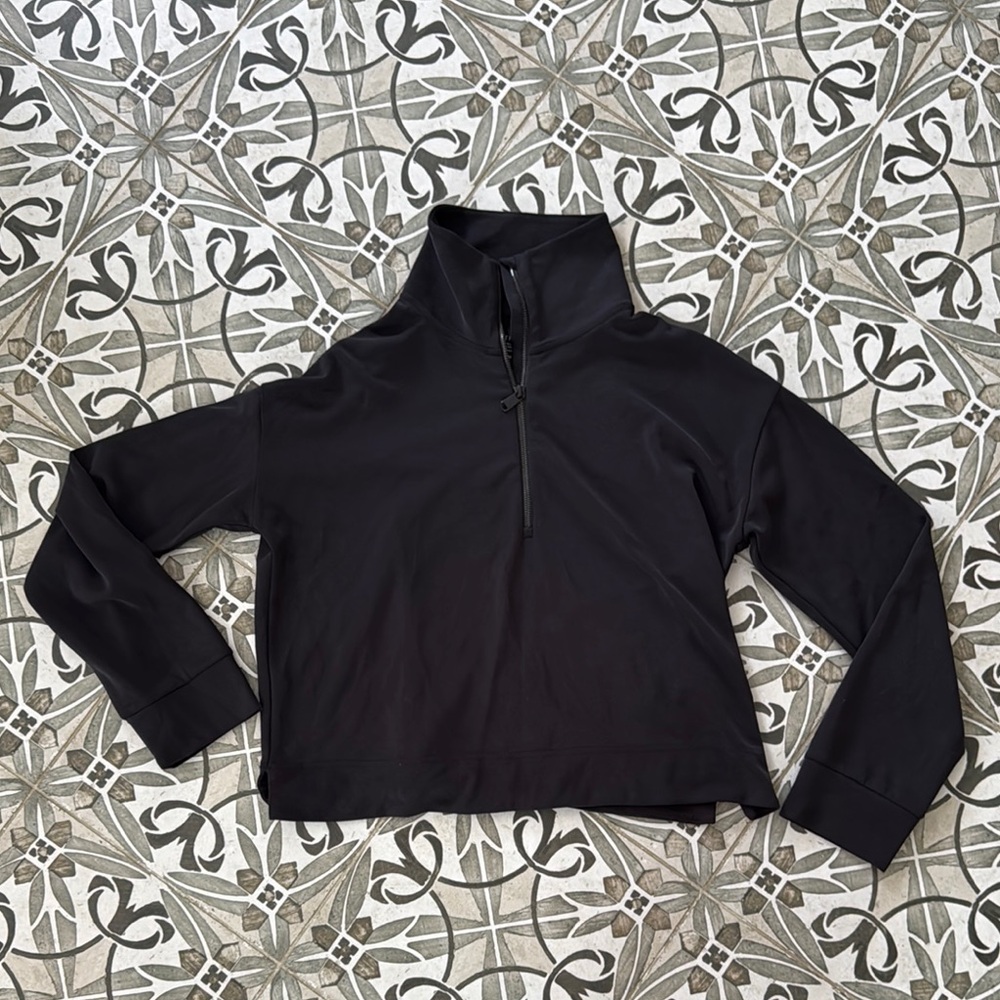 Athleta Black Activewear Top